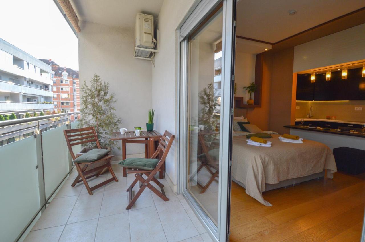 Spacious Studio Park City 노비사드 외부 사진
